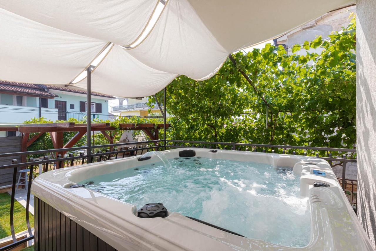Cukerina Apartment With Whirpool & Sauna Porec Ngoại thất bức ảnh