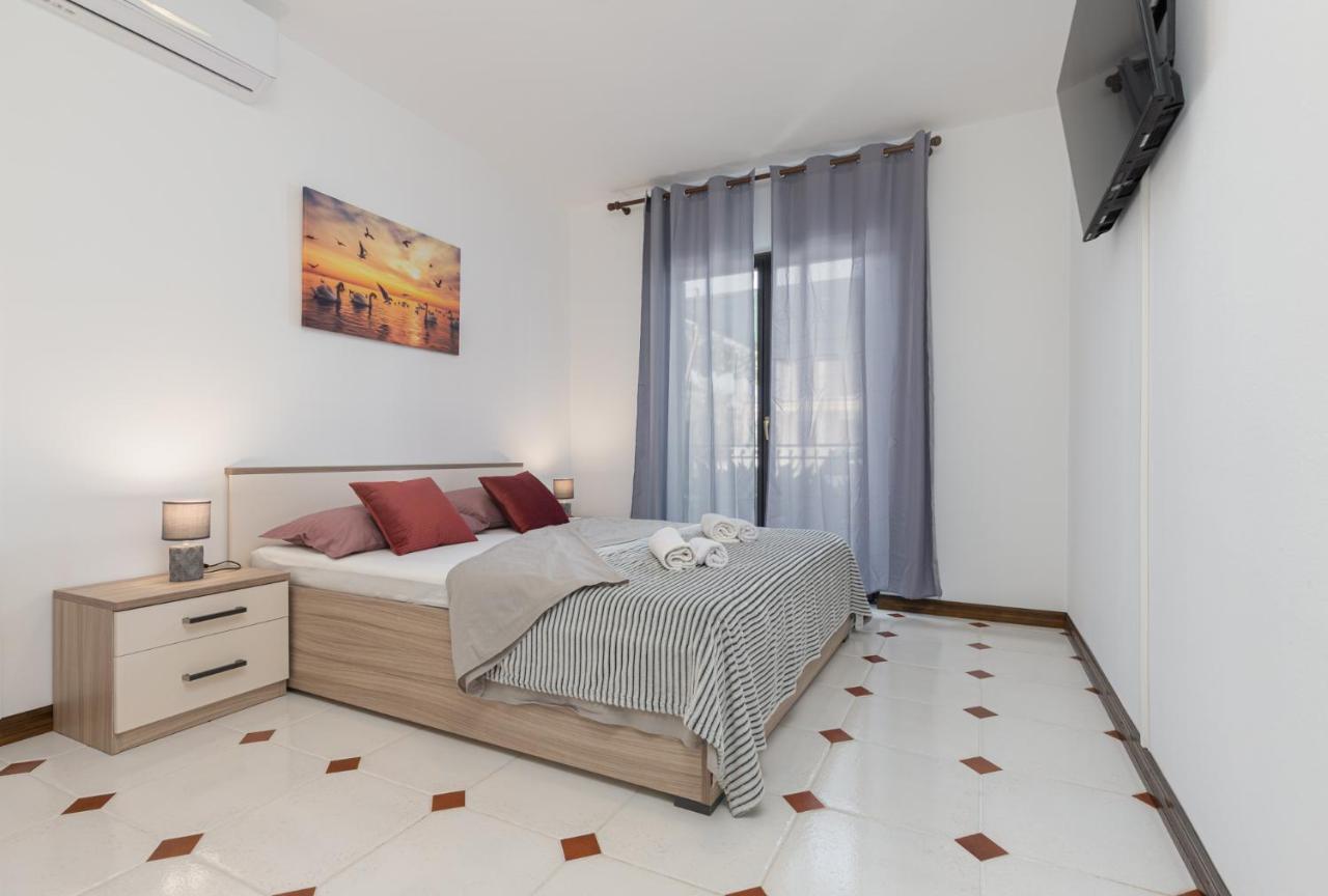 Cukerina Apartment With Whirpool & Sauna Porec Ngoại thất bức ảnh
